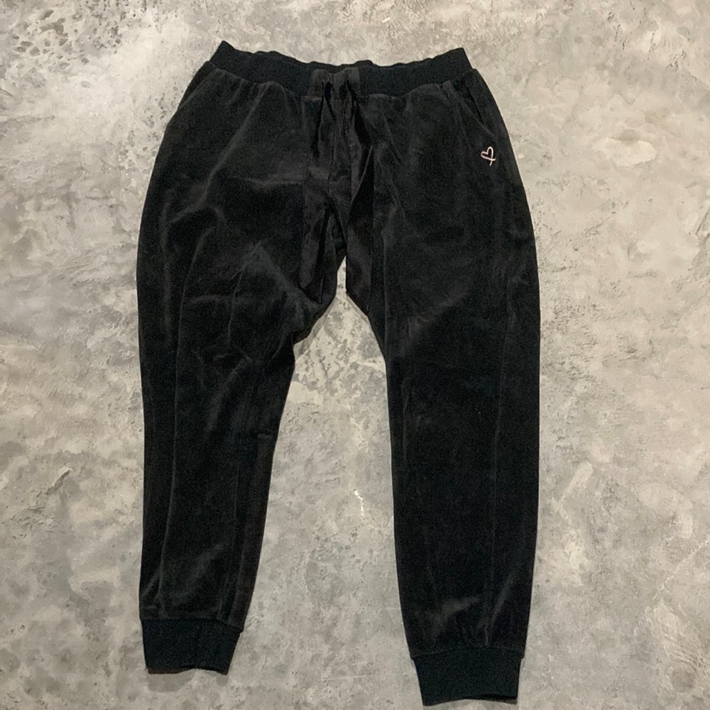 Victoria’s secrets velvet lounge pants